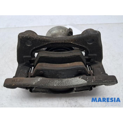 Renault - ZOE - Front brake calliper, right