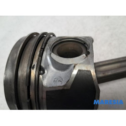 Opel - Vivaro - Connecting rod