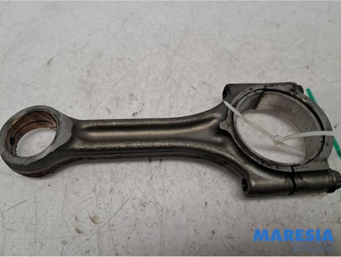 Opel - Vivaro - Connecting rod