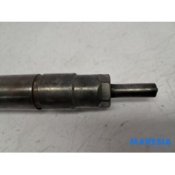 Opel - Vivaro - Injecteur (diesel)