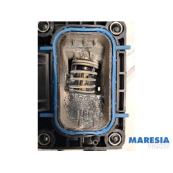 Opel - Vivaro - Thermostaathuis