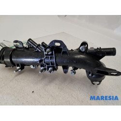 Opel - Vivaro - Water pipe