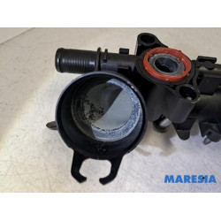 Opel - Vivaro - Water pipe