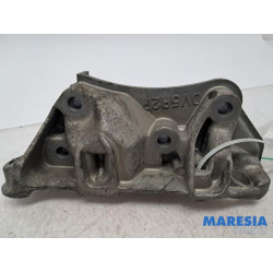 Opel - Vivaro - Support moteur