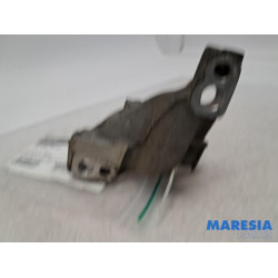 Opel - Vivaro - Support (miscellaneous)