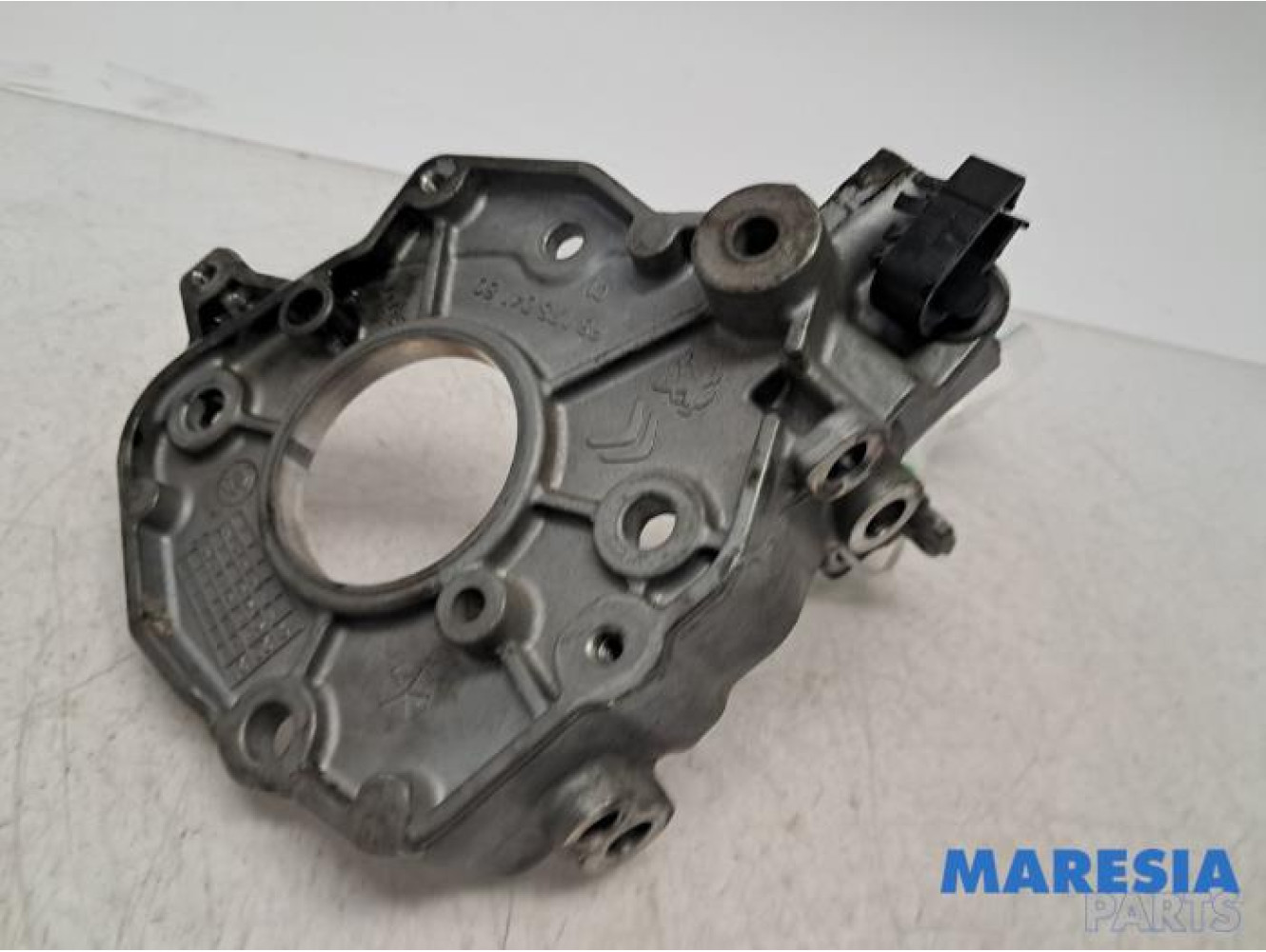 Opel - Vivaro - Steun dieselpomp