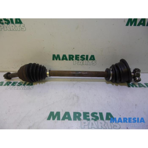 Renault - Megane Scenic - Aandrijfas links-voor