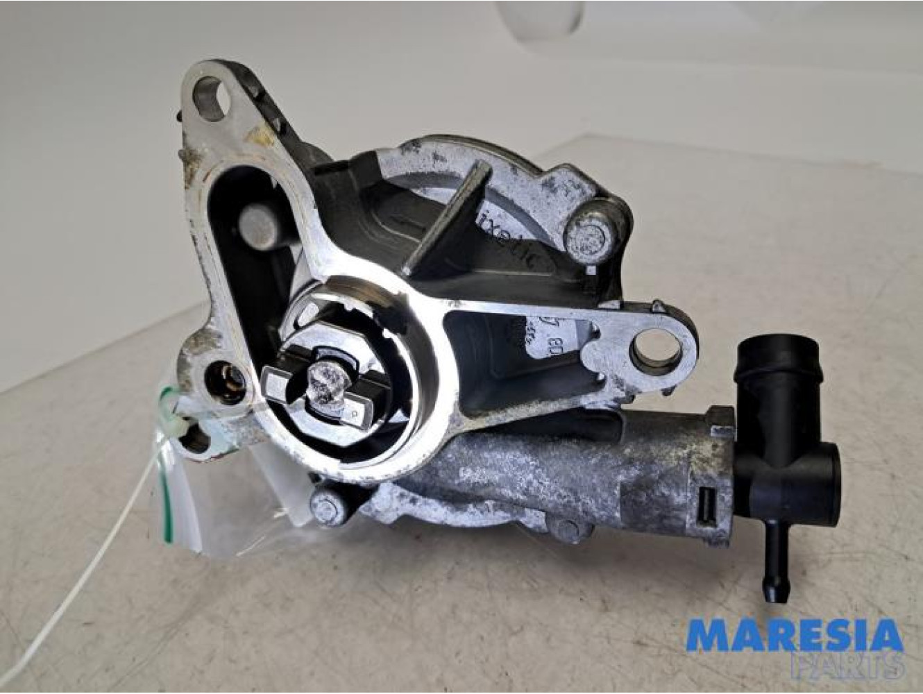 Renault - Trafic - Vacuum pump (diesel)