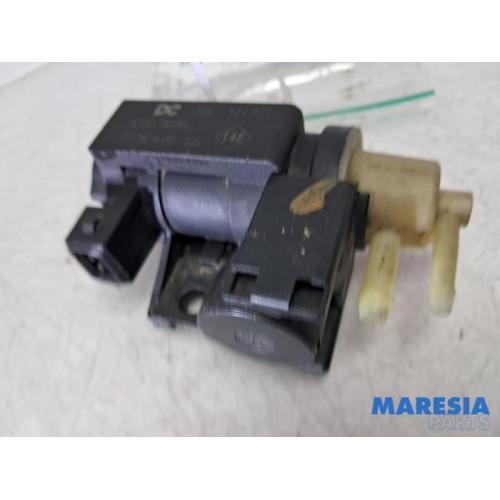 Renault - Trafic - Turbodruckregler