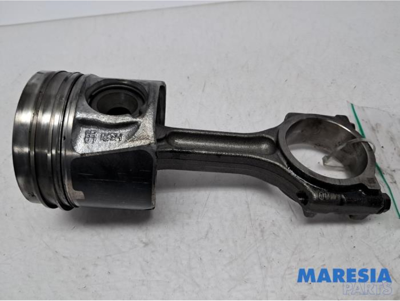 Opel - Vivaro - Connecting rod