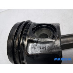 Opel - Vivaro - Connecting rod