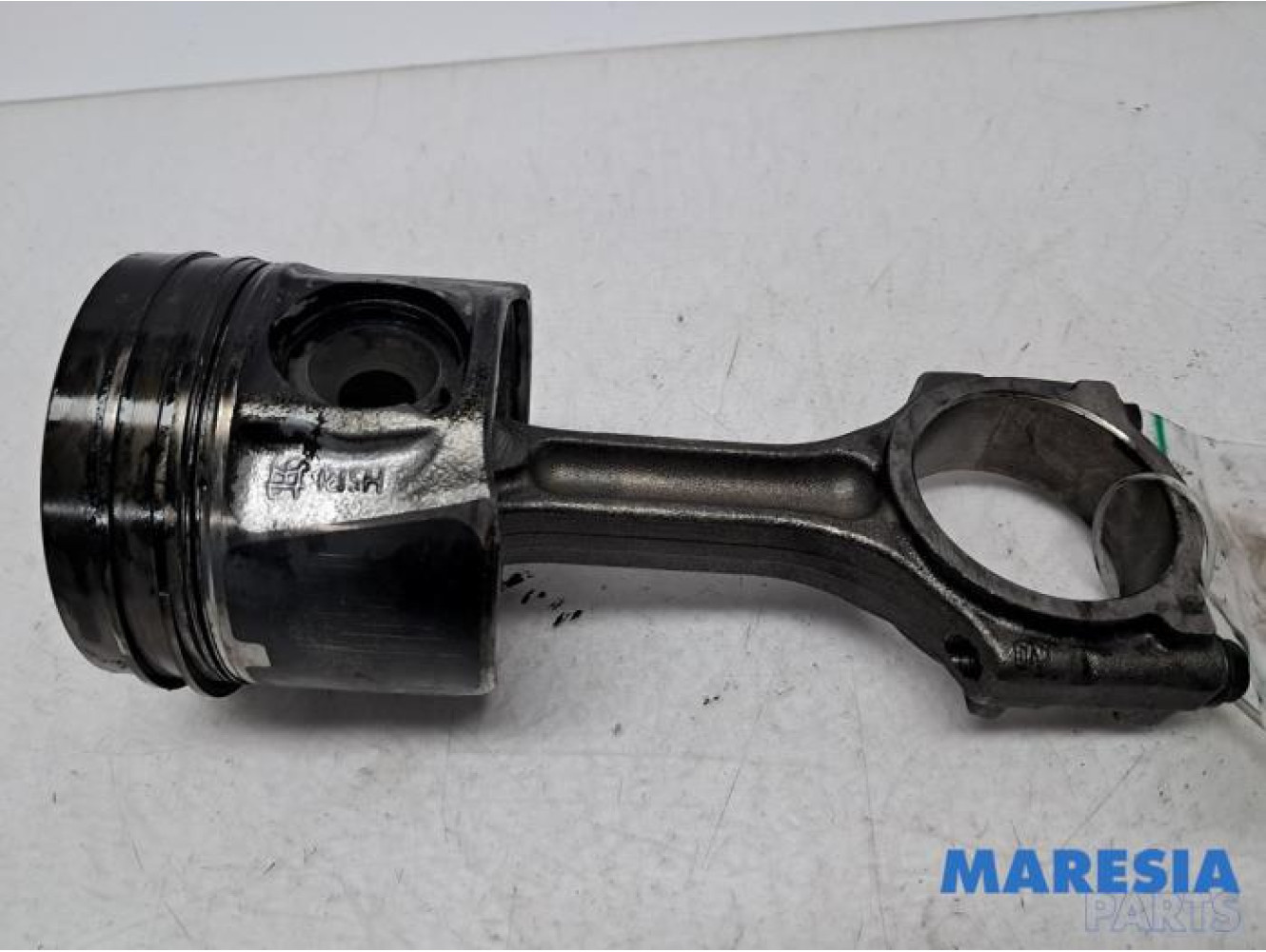 Opel - Vivaro - Connecting rod
