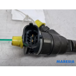 Opel - Vivaro - Injecteur (diesel)