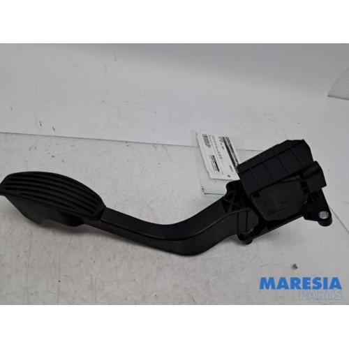 Fiat - 500 - Accelerator pedal