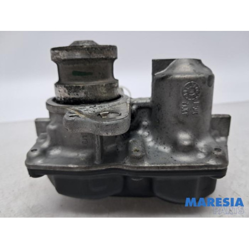 Opel - Vivaro - EGR Klep
