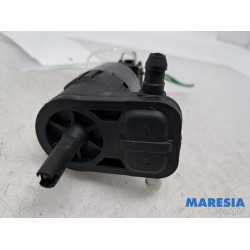 Fiat - 500 - Scheibensprüherpumpe vorne