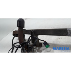 Peugeot - 208 - Towbar