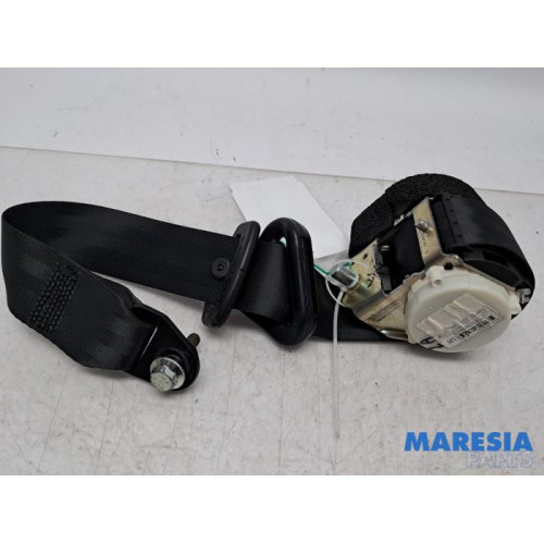Fiat - 500 - Rear seatbelt, left