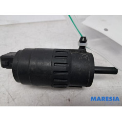 Alfa Romeo - 159 - Windscreen washer pump