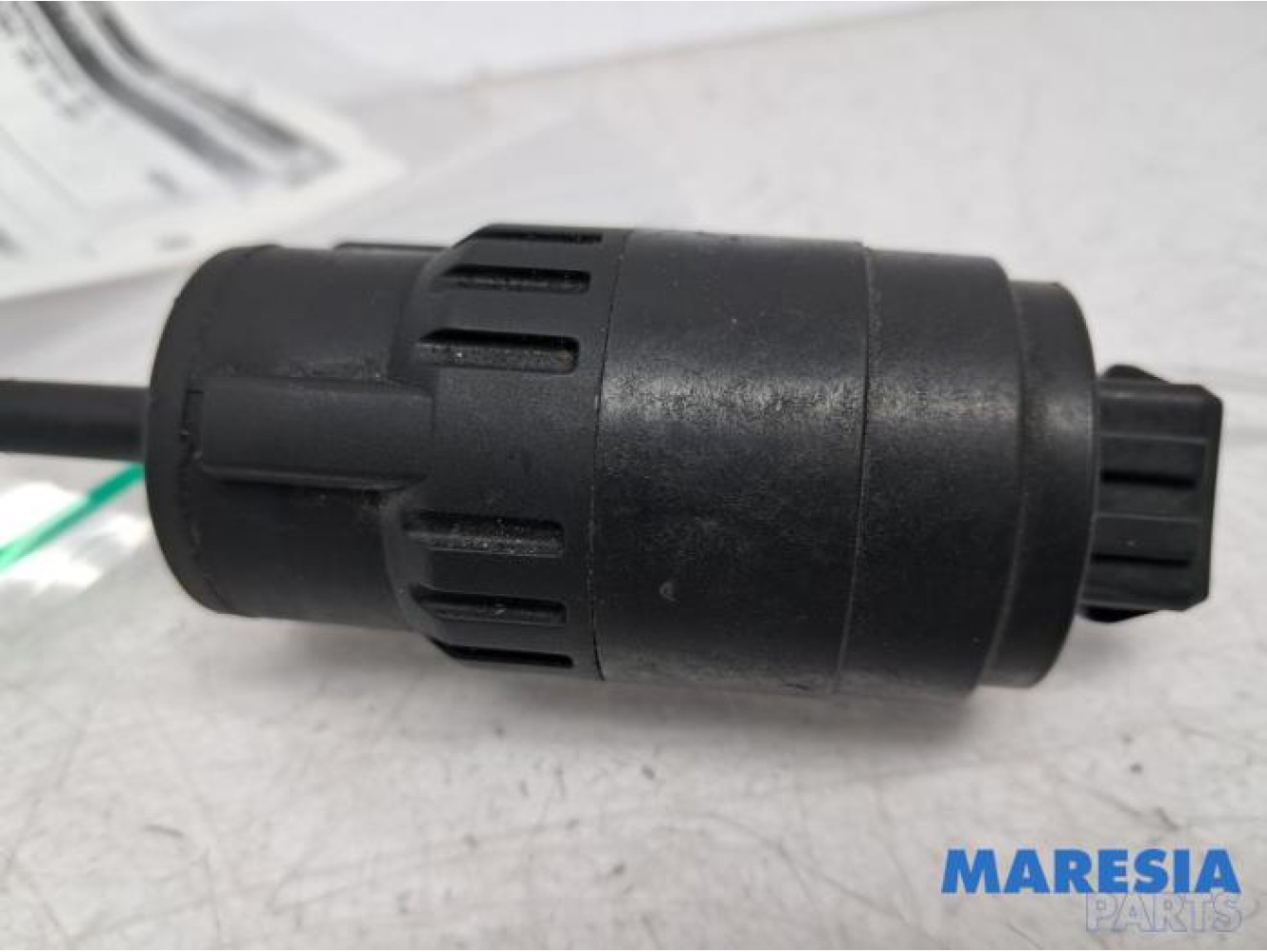 Alfa Romeo - 159 - Windscreen washer pump