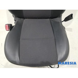Renault - Grand Scenic - Stoel links