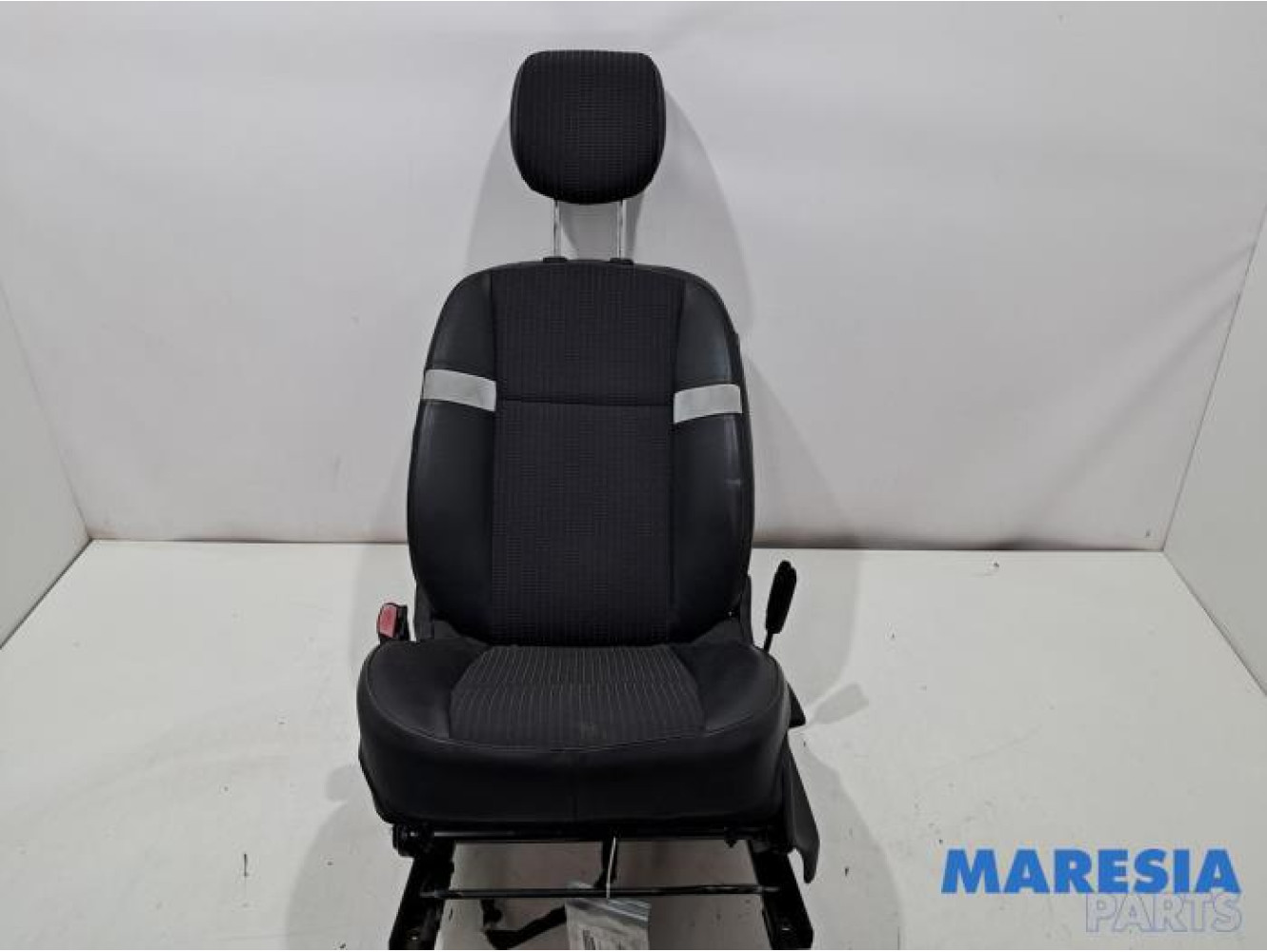 Renault - Grand Scenic - Stoel links