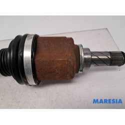 Renault - Megane - Aandrijfas links-voor