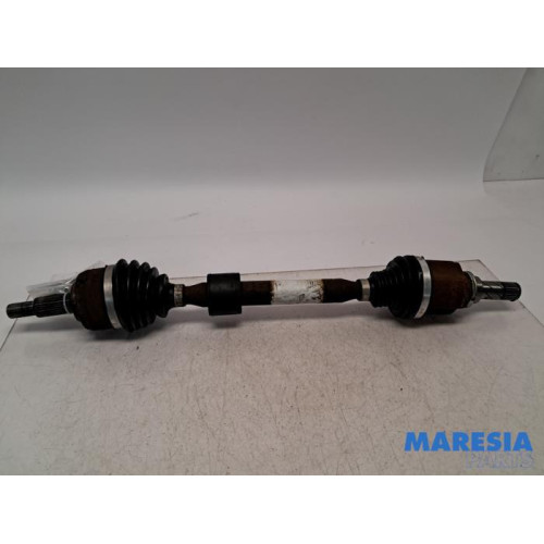 Renault - Megane - Aandrijfas links-voor