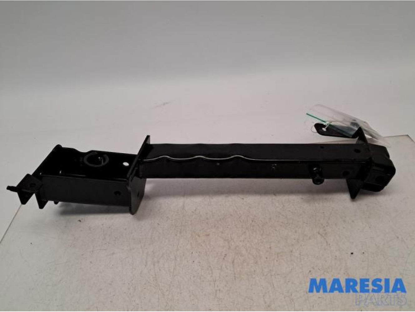 Renault - Megane - Vorderteilstütze