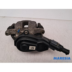 Renault - Megane - Remklauw (Tang) rechts-achter