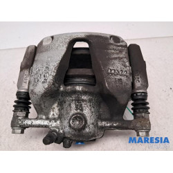 Renault - Megane - Front brake calliper, left