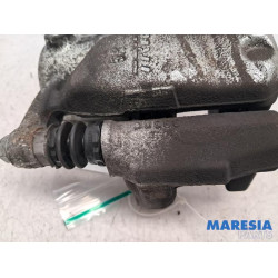 Renault - Megane - Front brake calliper, left
