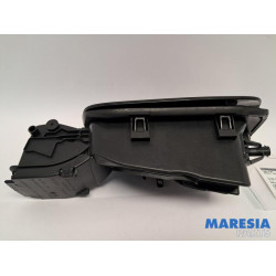 Renault - Megane - Tank Klep