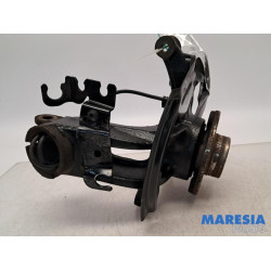 Renault - Megane - Knuckle, front left