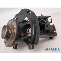 Renault - Megane - Knuckle, front right