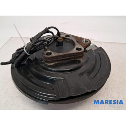 Renault - Megane - Knuckle, rear right