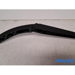 Renault - Megane - Front wiper arm