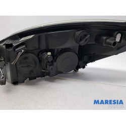Renault - Grand Scenic - Headlight, right