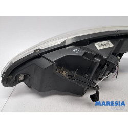 Renault - Grand Scenic - Headlight, right