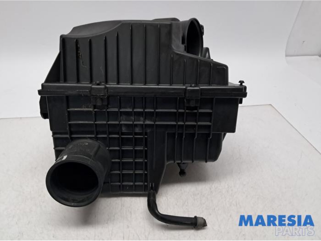 Opel - Movano - Luftfiltergehäuse