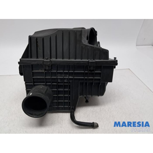 Opel - Movano - Air box