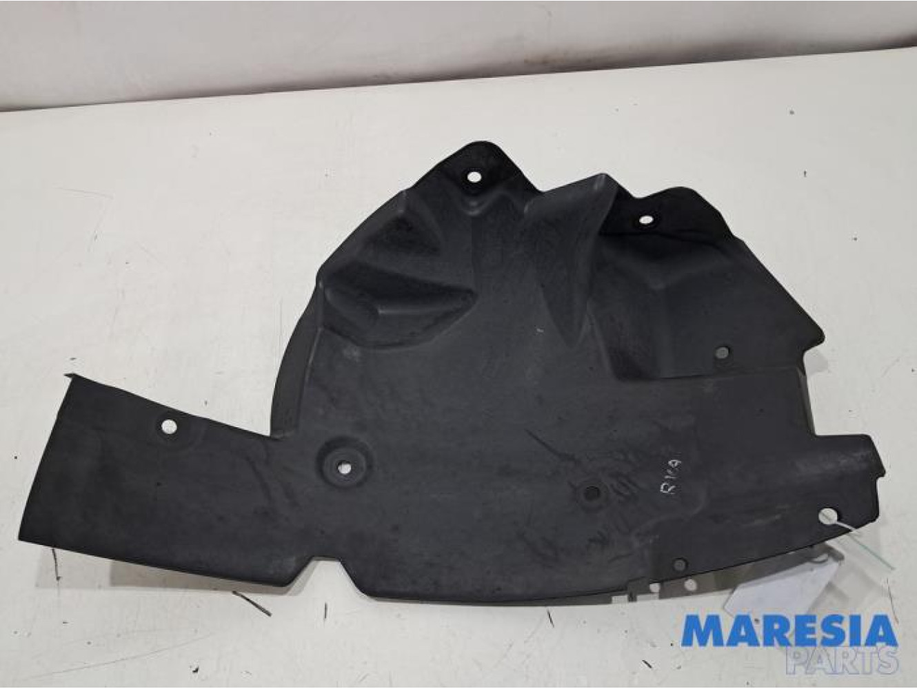 Opel - Movano - Wheel arch liner