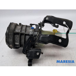 Opel - Movano - Stuurbekrachtiging Pomp