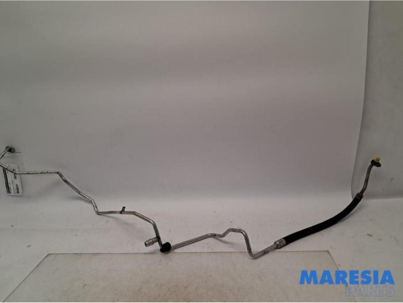 Opel - Movano - Tuyau clim