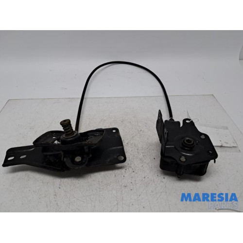 Opel - Movano - Spare wheel lift mechanism