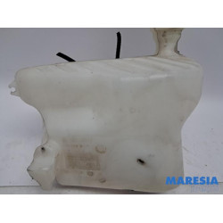 Opel - Movano - Front windscreen washer reservoir