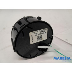 Peugeot - 3008 - Selection lever 4X4