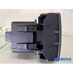 Peugeot - 3008 - Handrem schakelaar