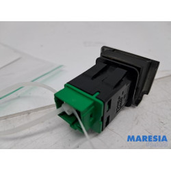 Peugeot - 3008 - Switch