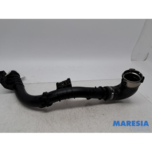 Opel - Movano - Intercooler Schlauch